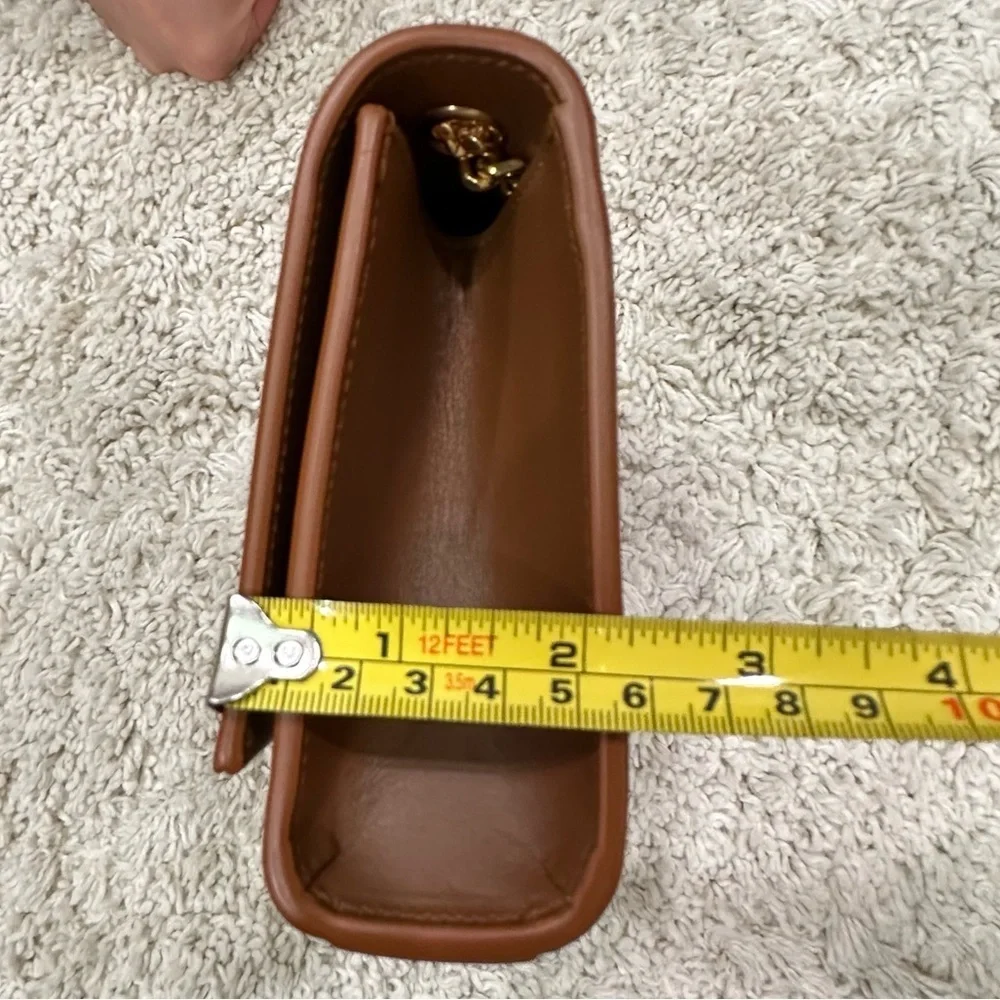 Yves Saint Laurent YSL Kate Tassle Tan/Gold Chain Shoulder Bag